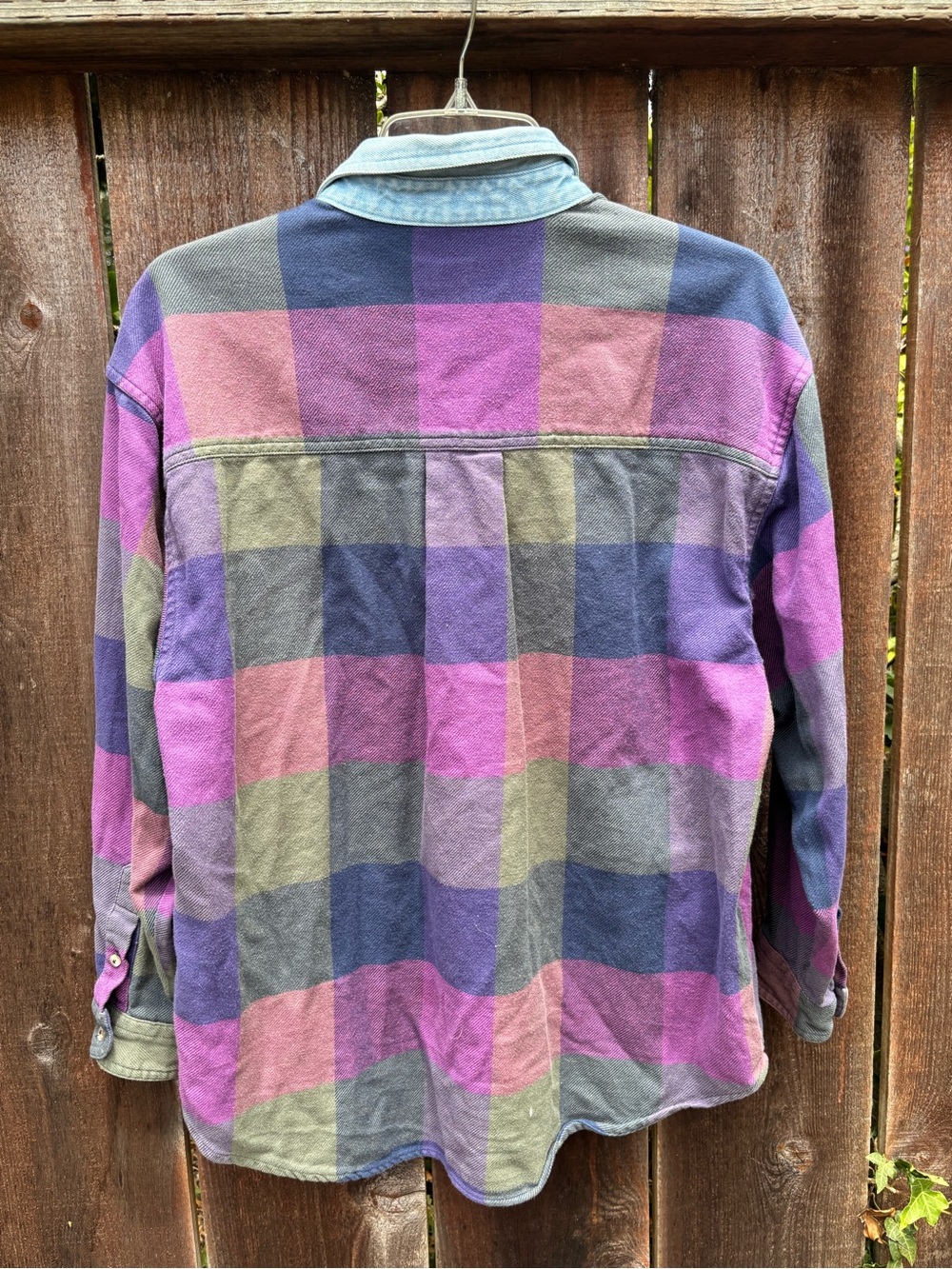 Flannel - Picture 4 of 4